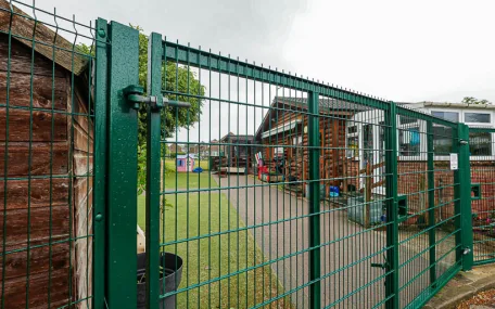 V-Mesh Perimeter Safeguarding Fence