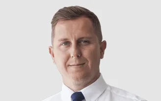 Lewis Barr 2